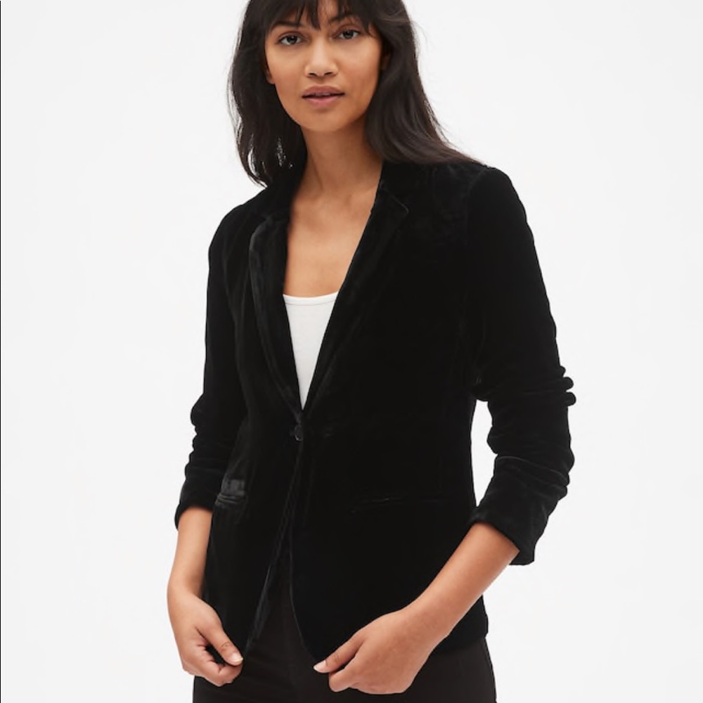 Gap Velvet Relaxed Fit Blazer
